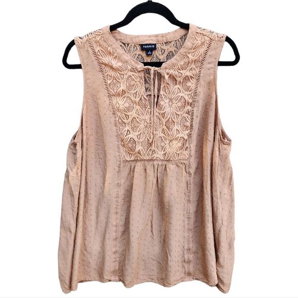 Torrid -374 Swiss Dot Crochet Inset Tank‎ Indian Tan Women's Plus size 2 - 2X - Picture 4 of 10